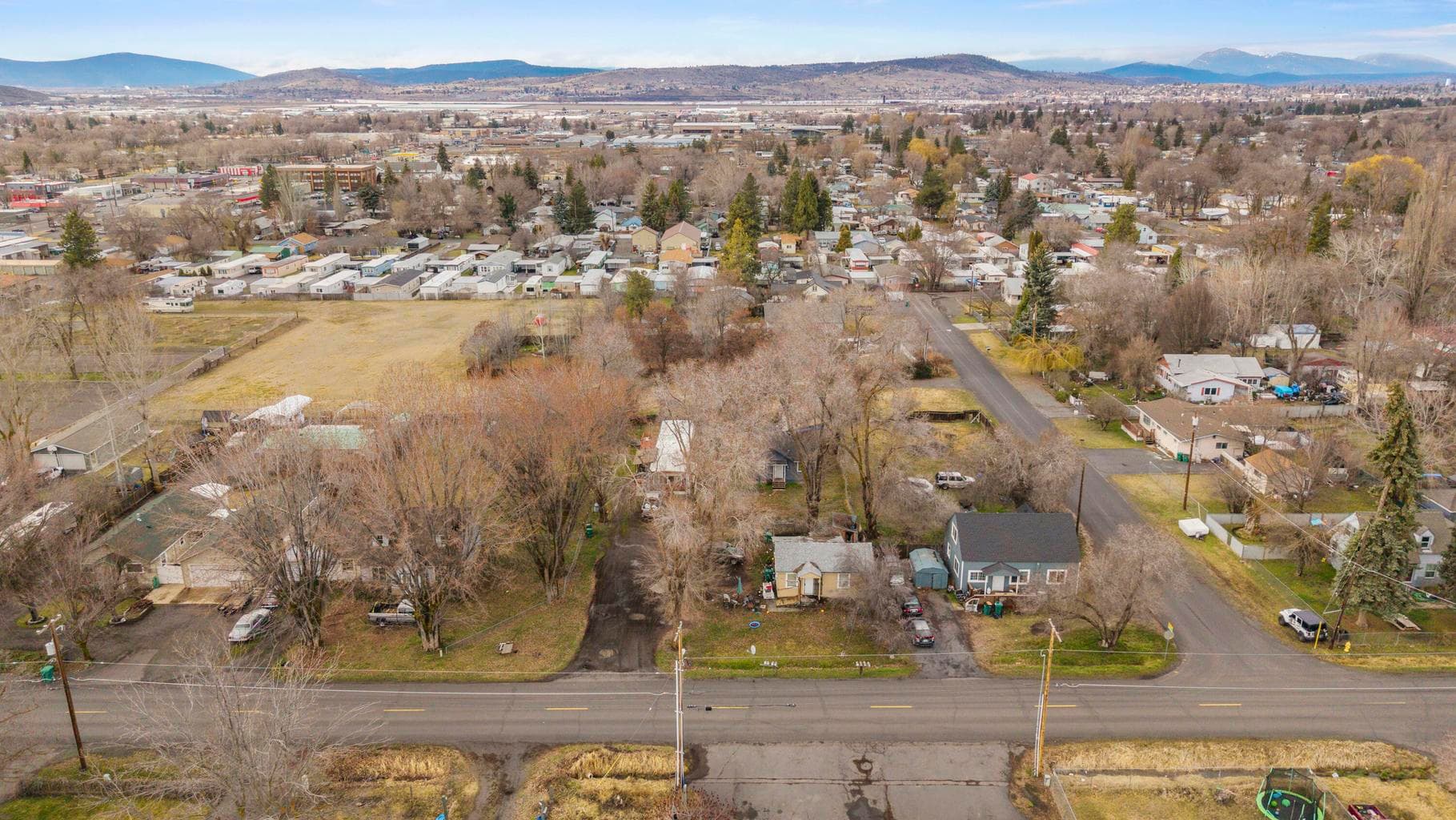 Photo of 2118 Wiard 3 of 5