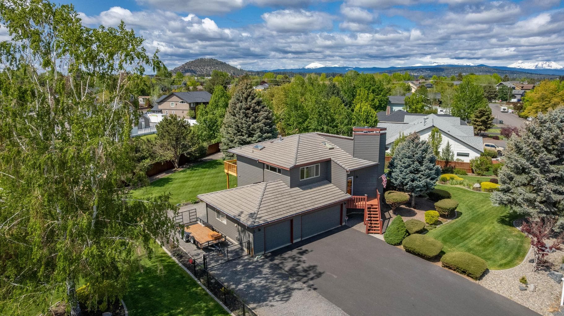 Photo of 21445 Bradetich 1 of 24