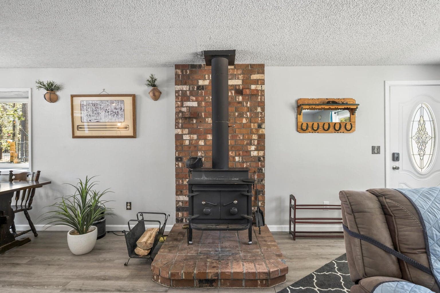 Photo of 16532 Fawn Court 21 of 32