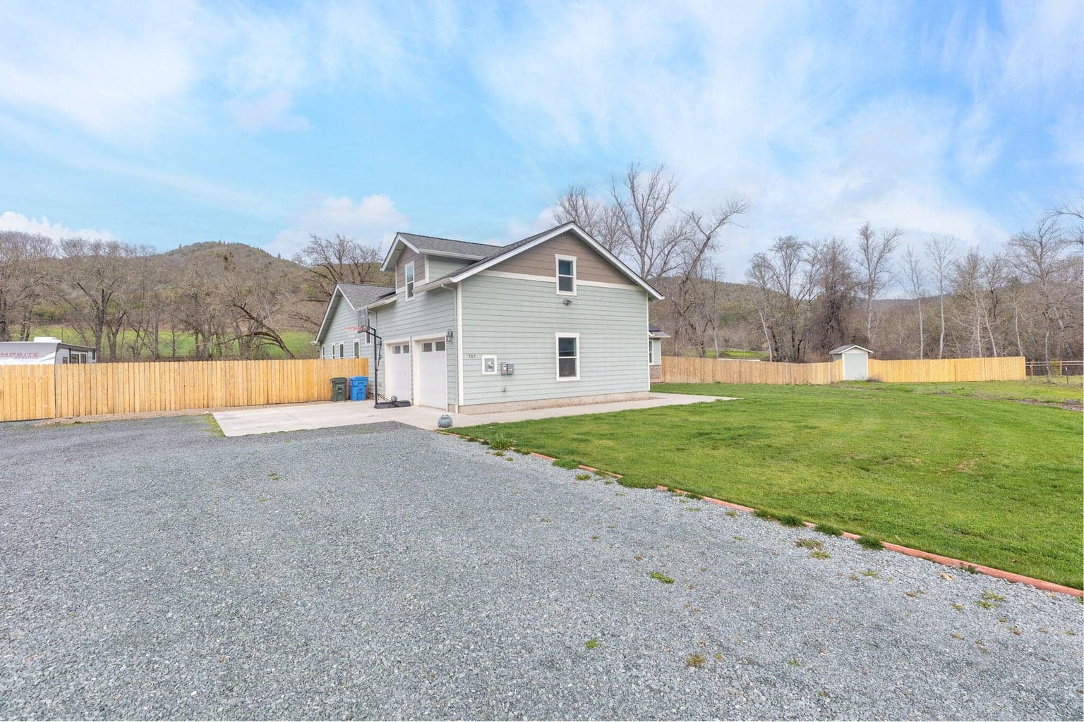 Photo of 707 Wards Creek 4 of 50