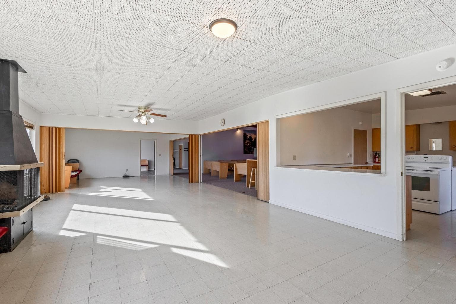 Photo of 521 NW 5th Street 13 of 24