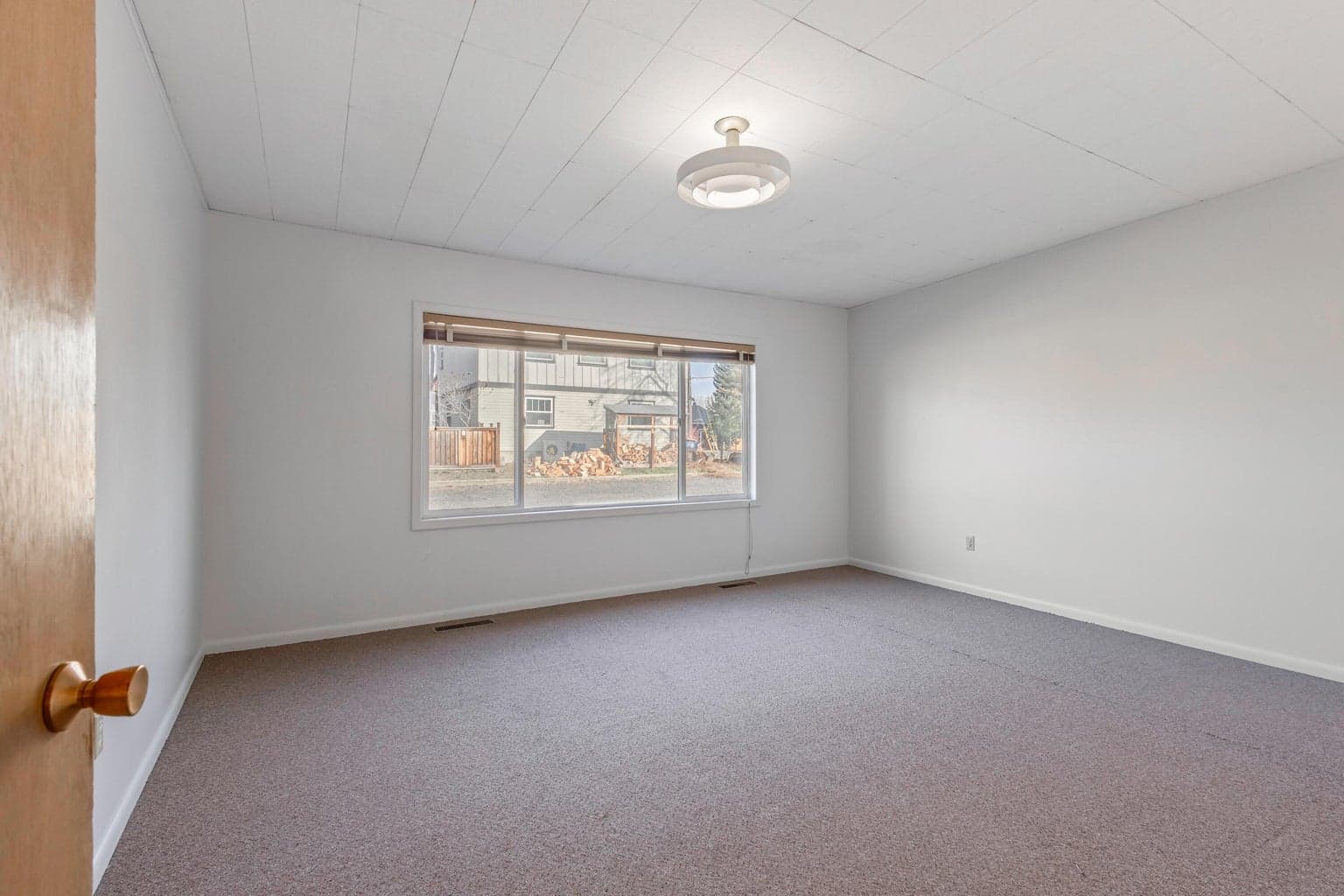 Photo of 521 NW 5th Street 23 of 24