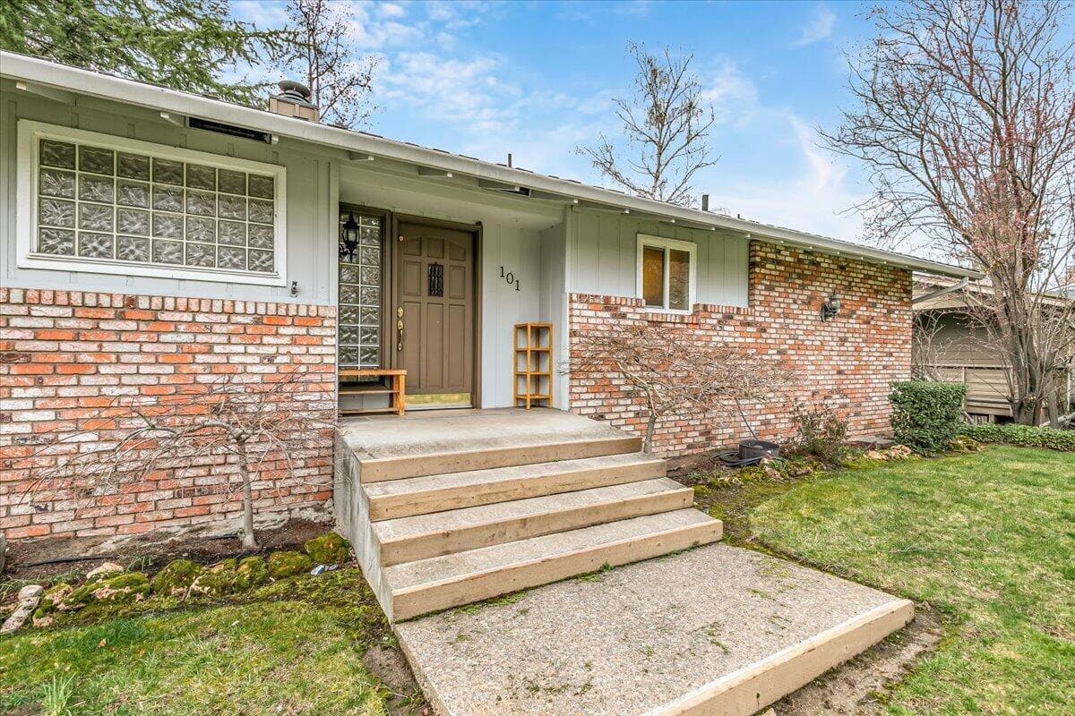 Photo of 101 Kensington Square 5 of 40