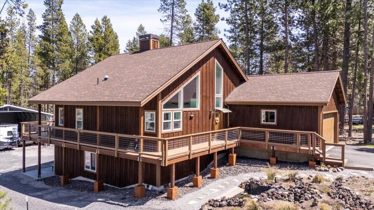 17168 Island Loop, Bend, 97707