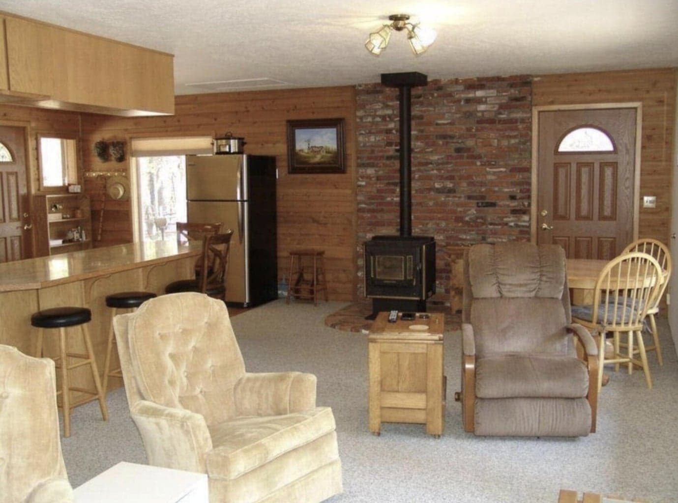 Photo of 52015 Old Wickiup 4 of 28