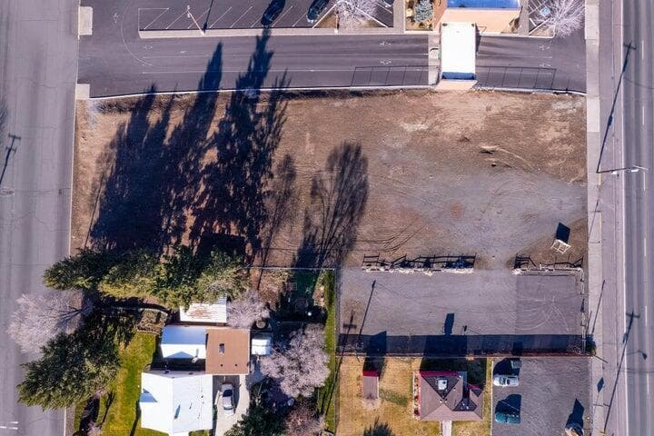 Photo of 660 SW 4th Street 18 of 19