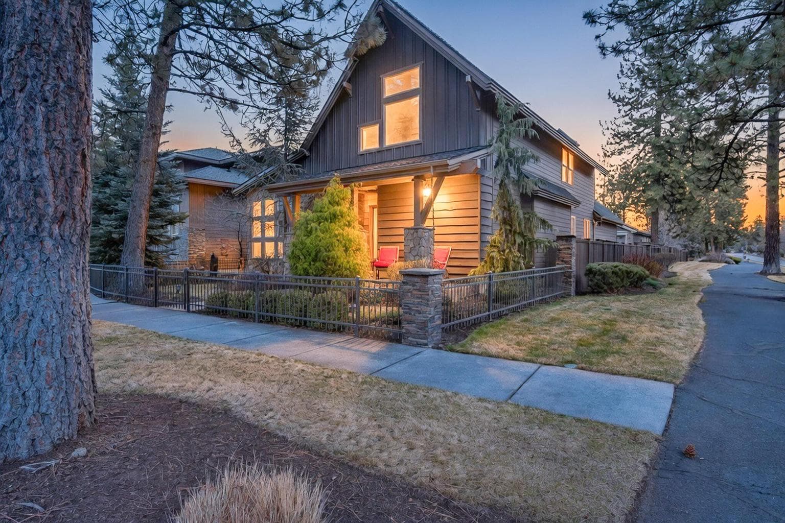Photo of 61102 Aspen Rim 4 of 32