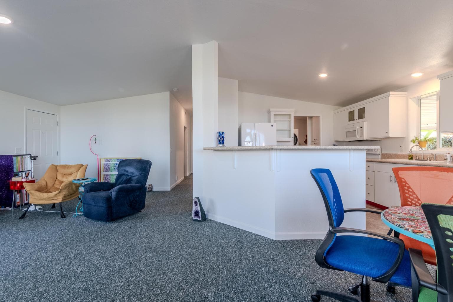 Photo of 2600 Stearns 4 of 28