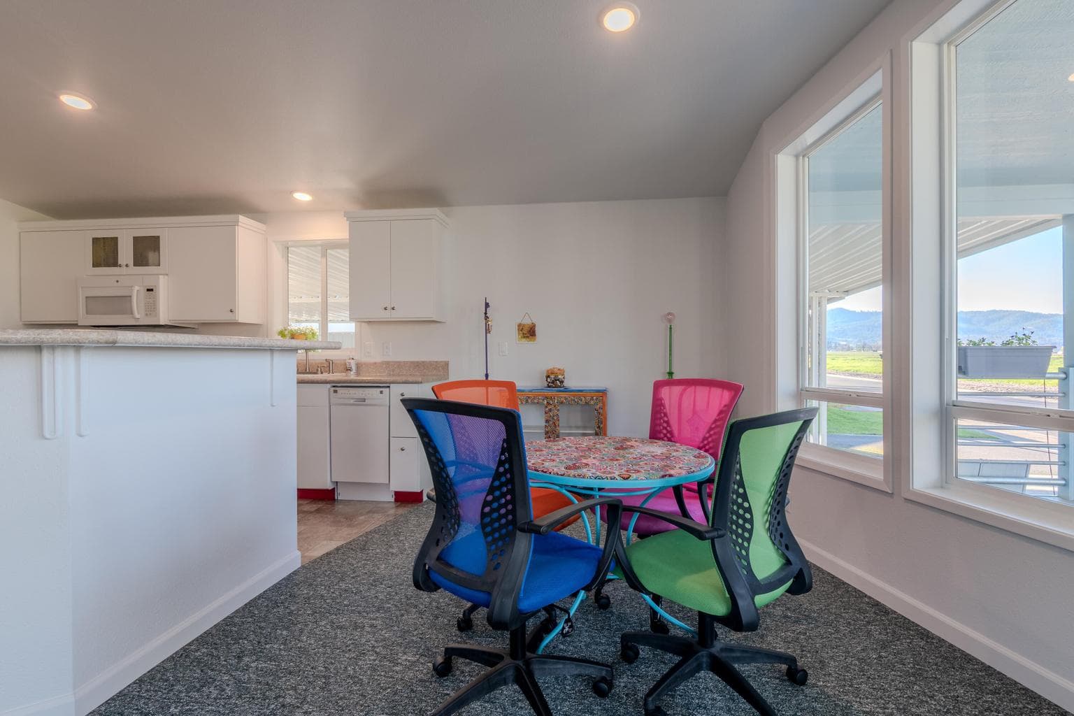 Photo of 2600 Stearns 5 of 28