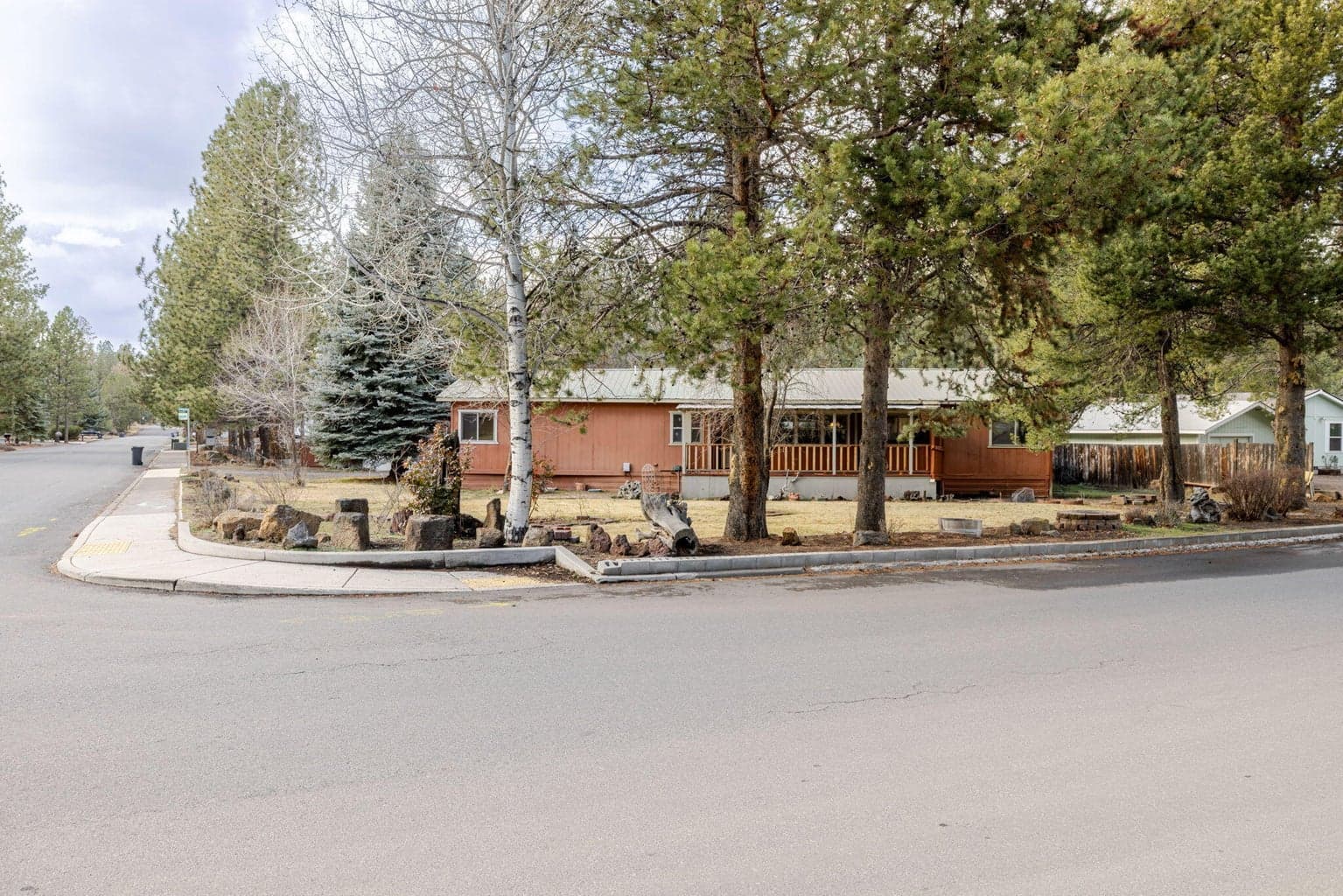 Photo of 60887 Lodgepole 2 of 32