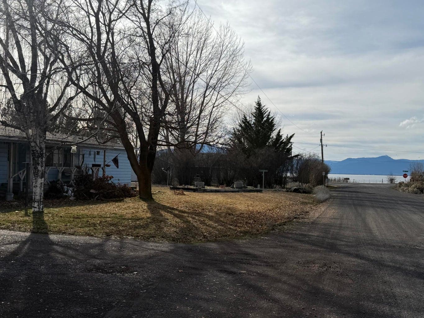 Photo of 3592 Lake 2 of 17
