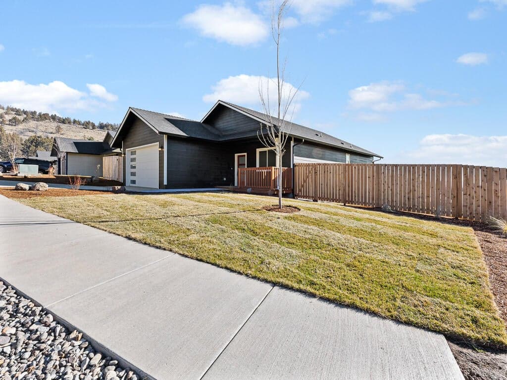 Photo of 1168 West Ridge 2 of 28