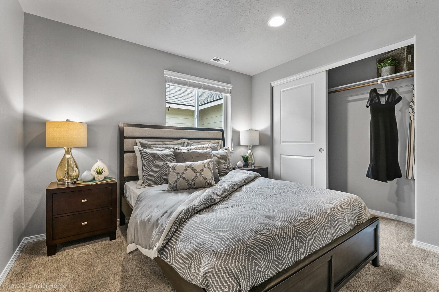 Photo of 2834 NW Sterling Drive 8 of 15