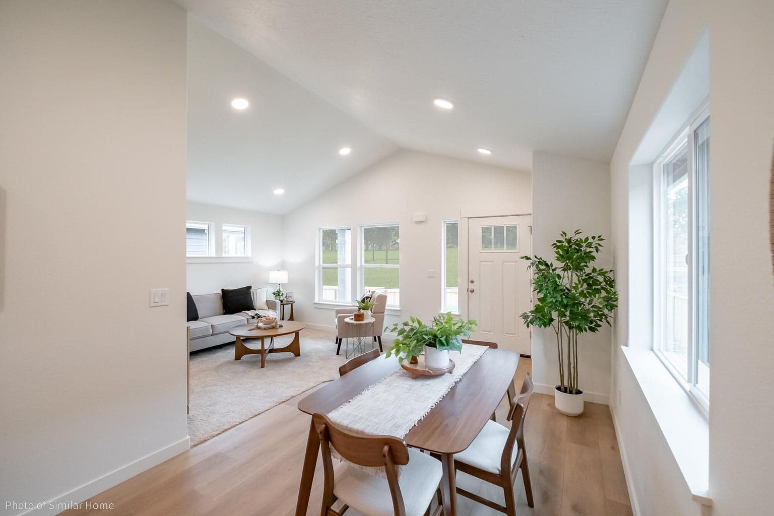 Photo of 2830 Sterling 3 of 21