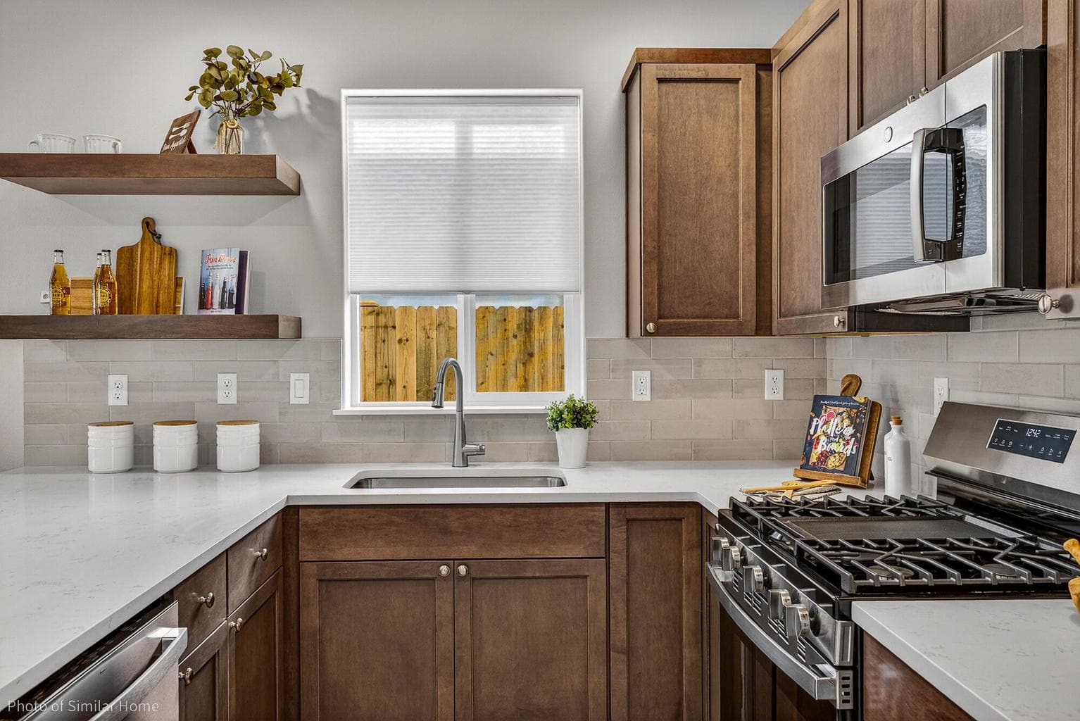 Photo of 2684 28th 5 of 18