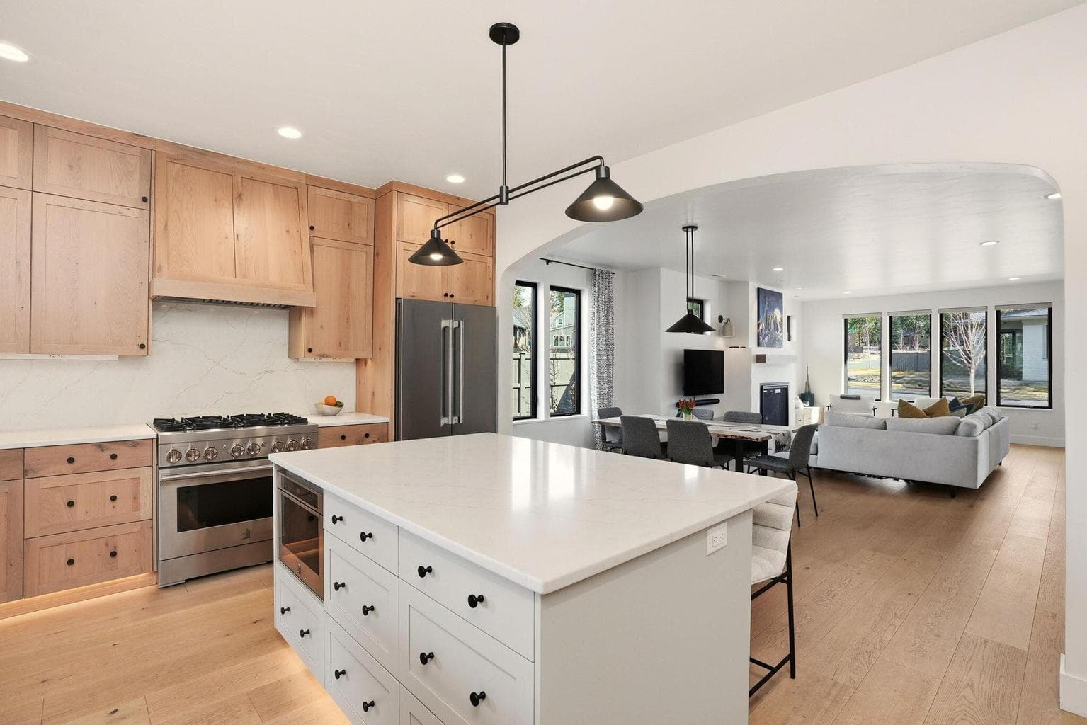 Photo of 2643 NW Waymaker Court 28 of 71