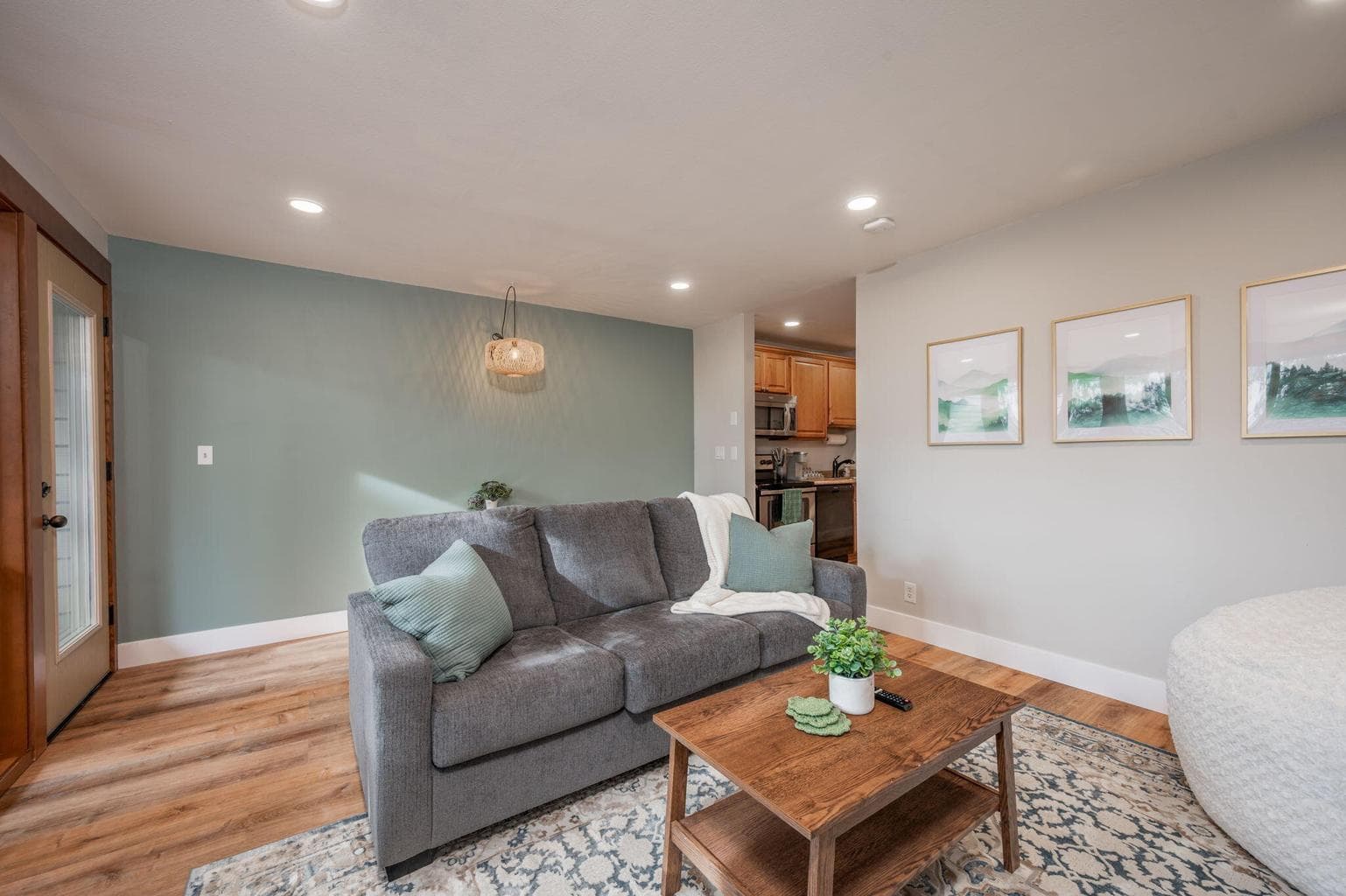 Photo of 18575 SW Century Drive 8 of 20