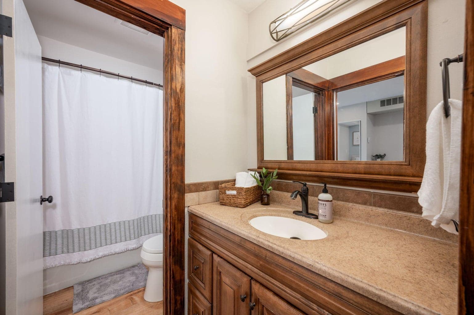 Photo of 18575 SW Century Drive 14 of 20