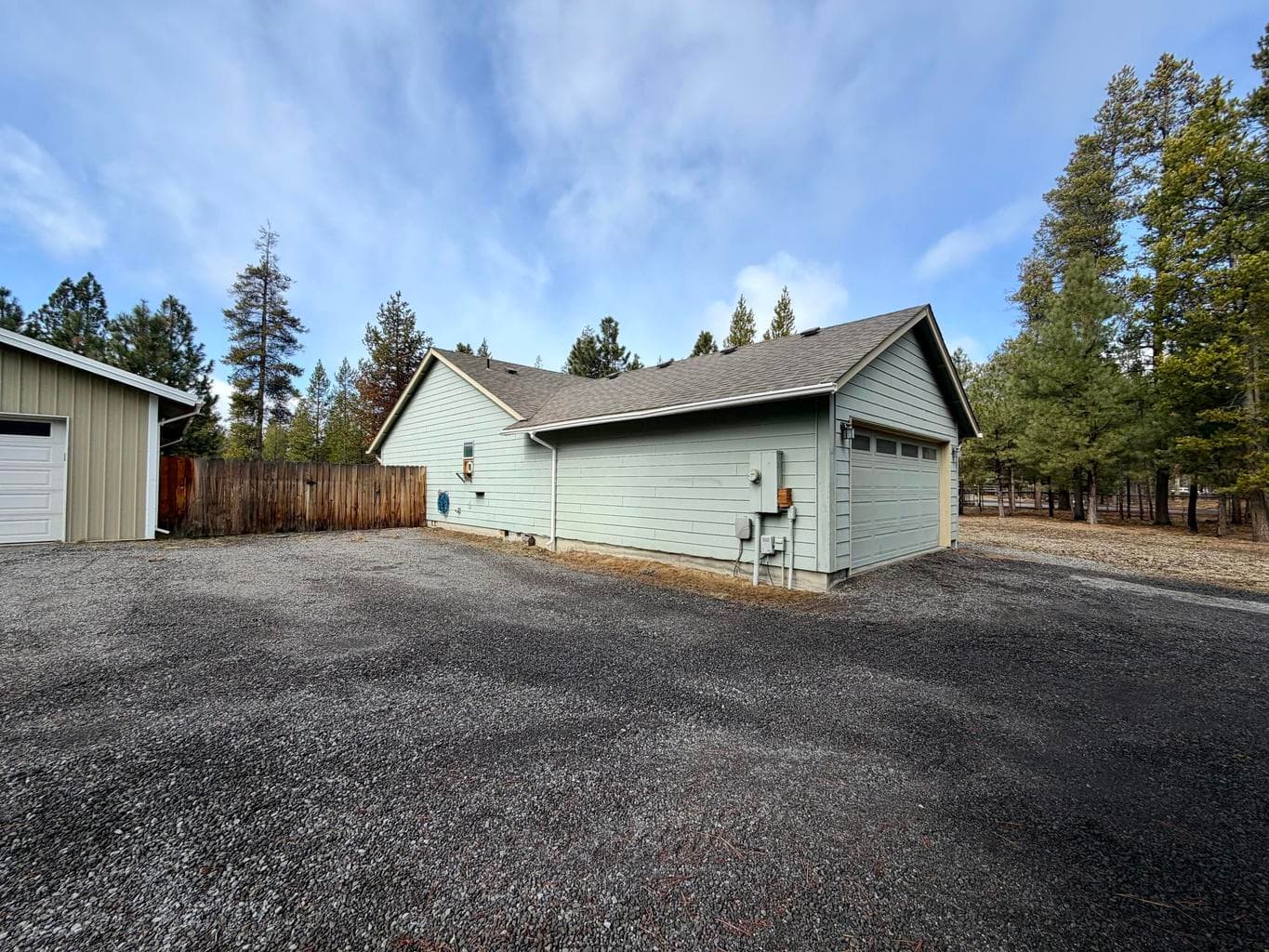 Photo of 52495 Lost Ponderosa 5 of 32