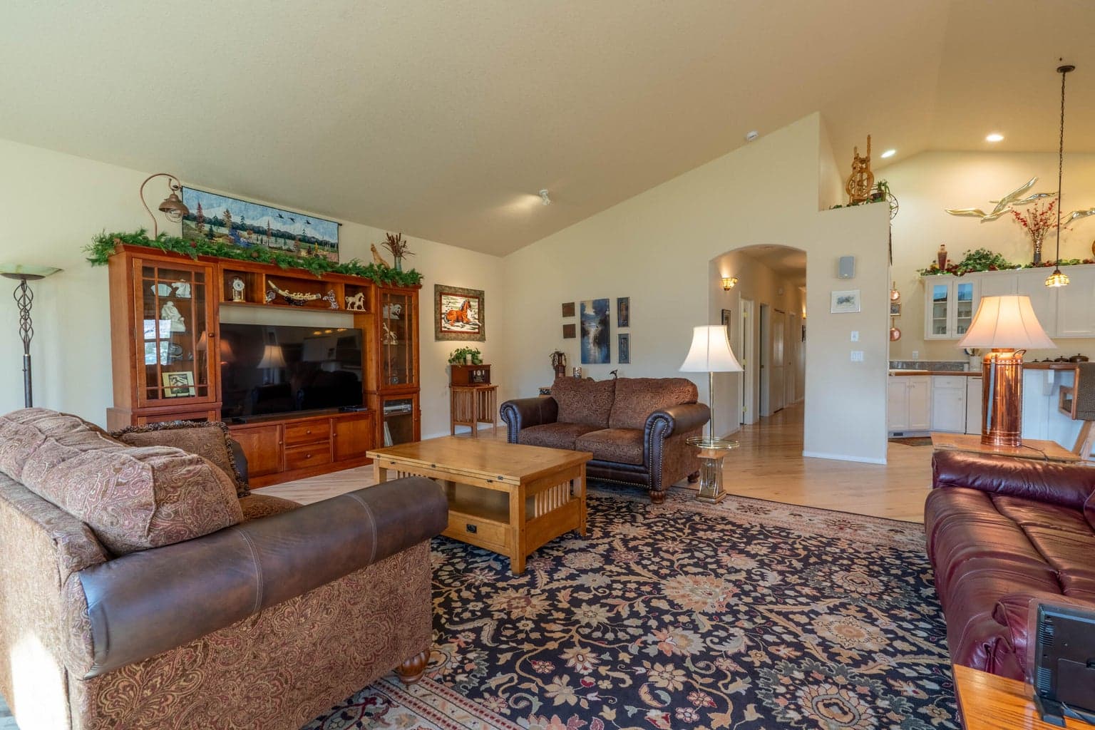 Photo of 11588 Horny Hollow 5 of 62