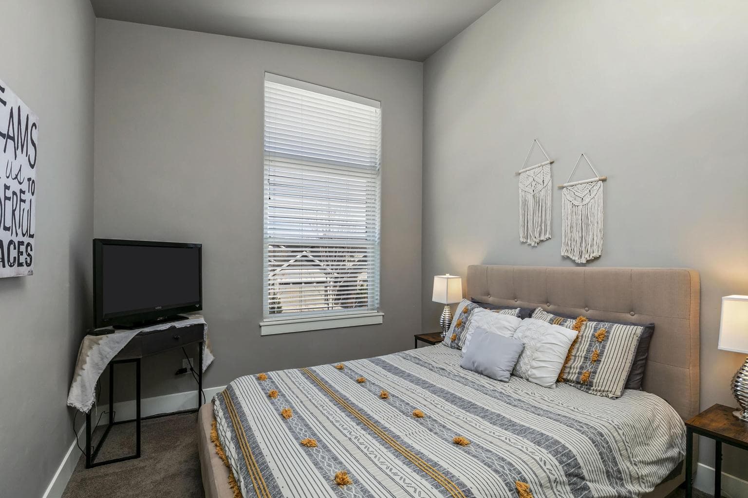 Photo of 3730 SW Badger Court 15 of 23
