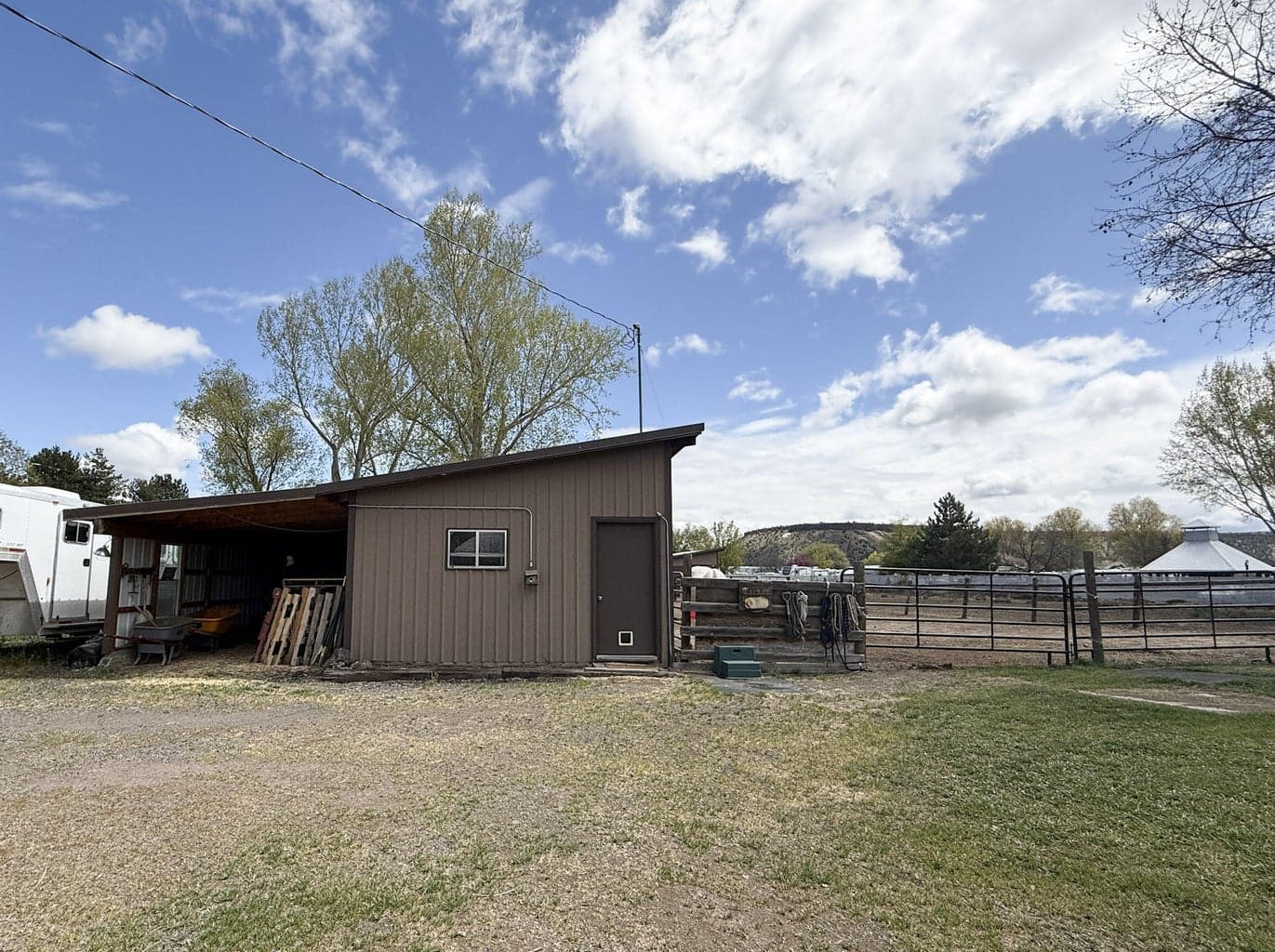 Photo of 972 Main 5 of 32