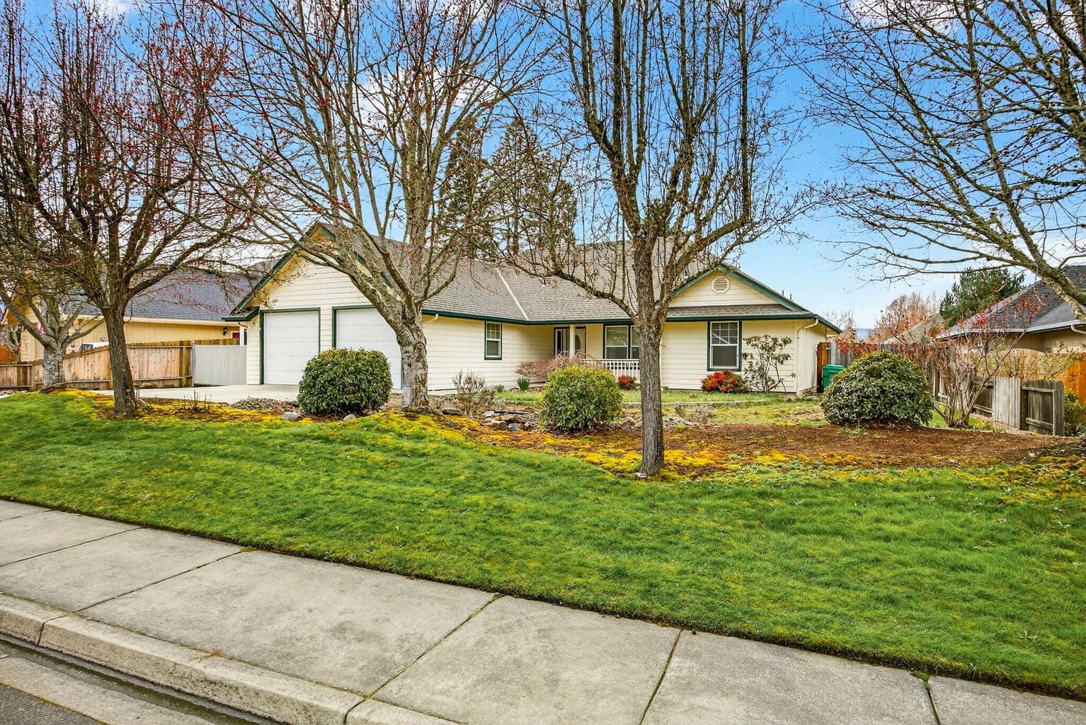 Photo of 1708 Leonard 4 of 46