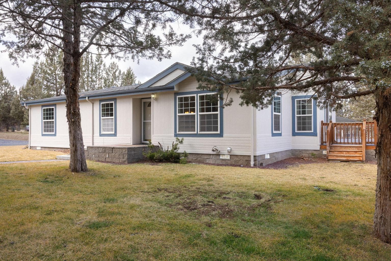 Photo of 4943 SE Jerry Drive 10 of 66