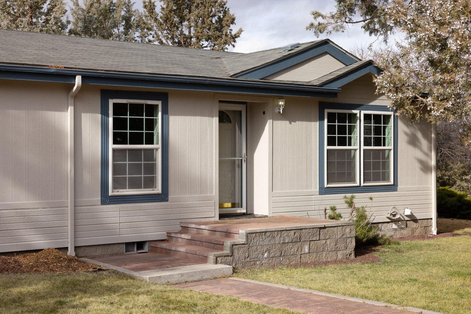 Photo of 4943 SE Jerry Drive 11 of 66