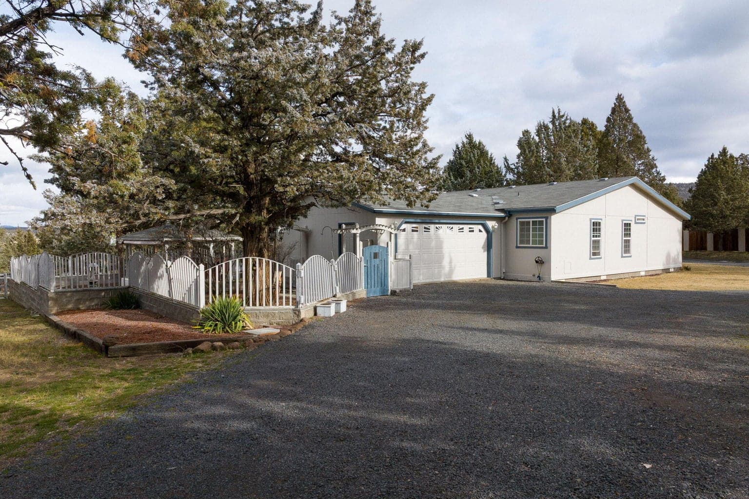 Photo of 4943 SE Jerry Drive 32 of 66