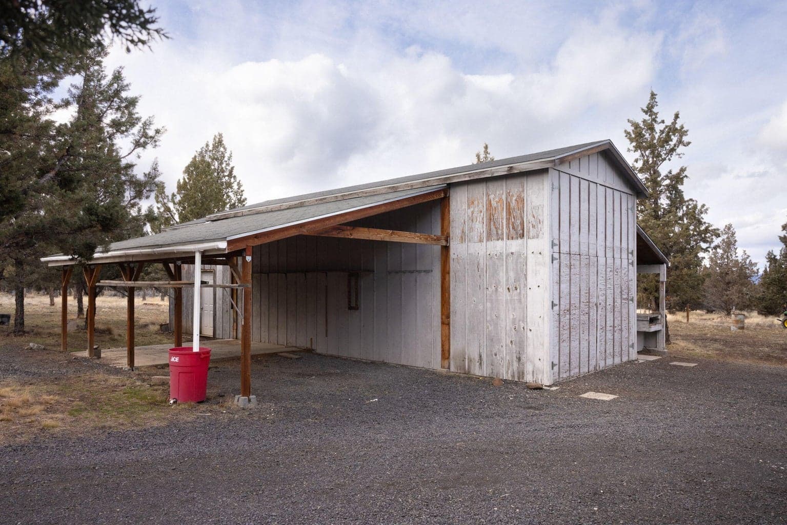 Photo of 4943 SE Jerry Drive 37 of 66