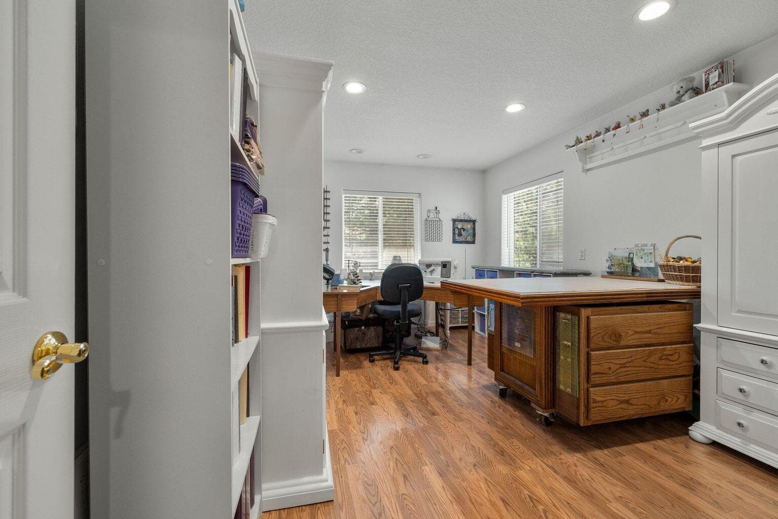 Photo of 14907 Ponderosa Loop 28 of 42
