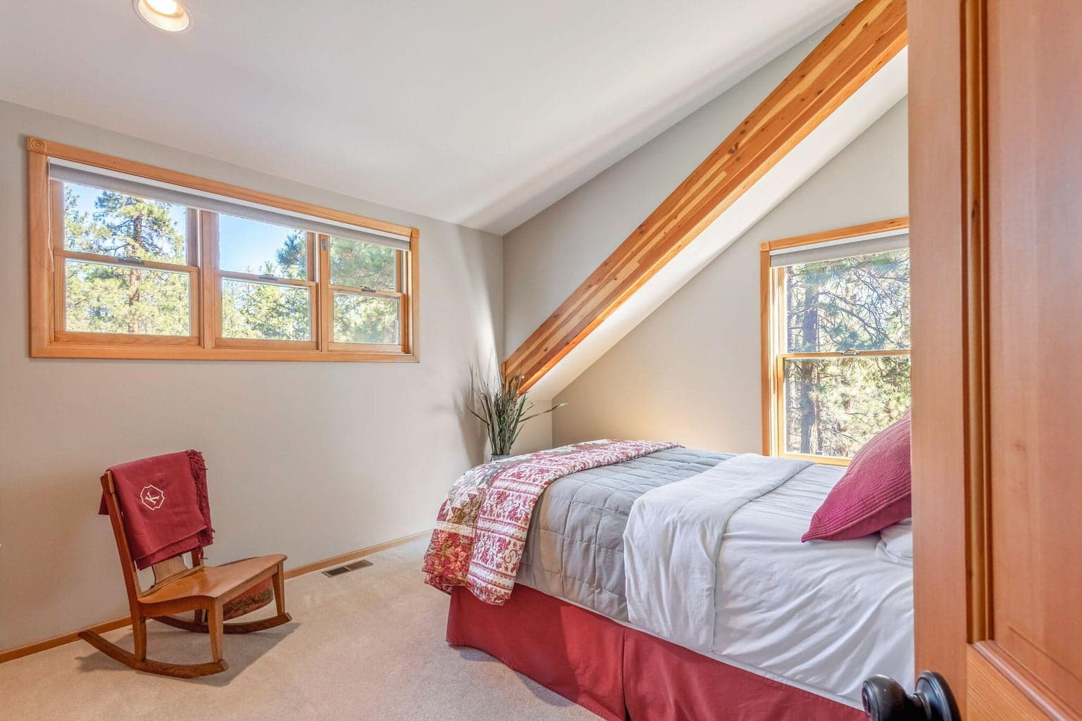 Photo of 16514 Wren Lane 24 of 46