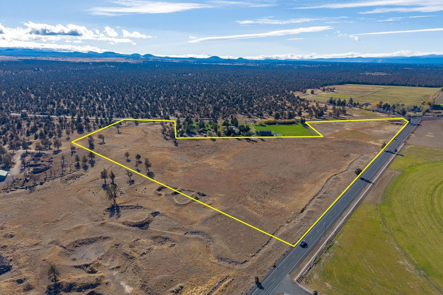 Photo of 23669 Dodds Road 25 of 28