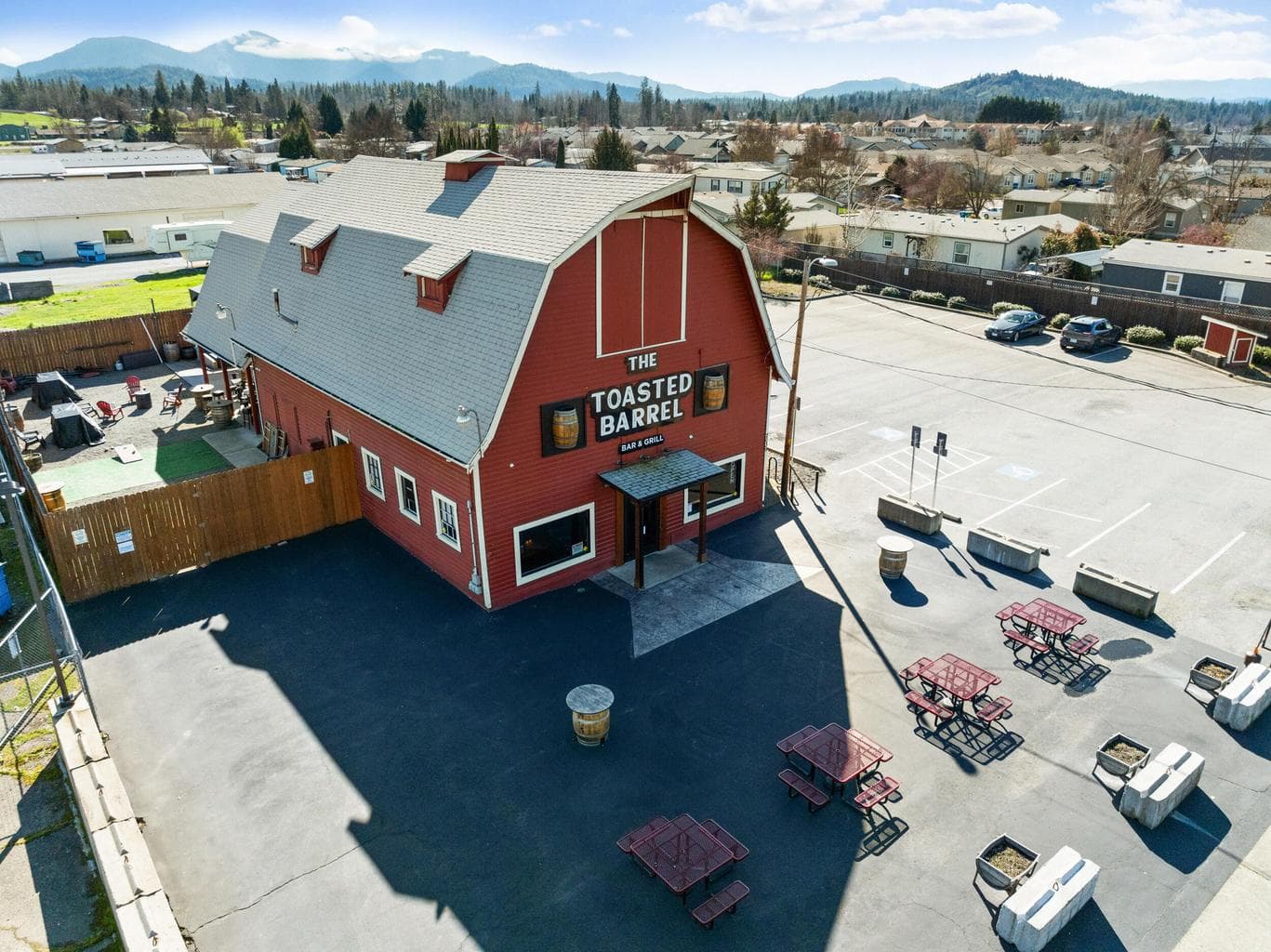 Photo of 2039 Redwood 3 of 47