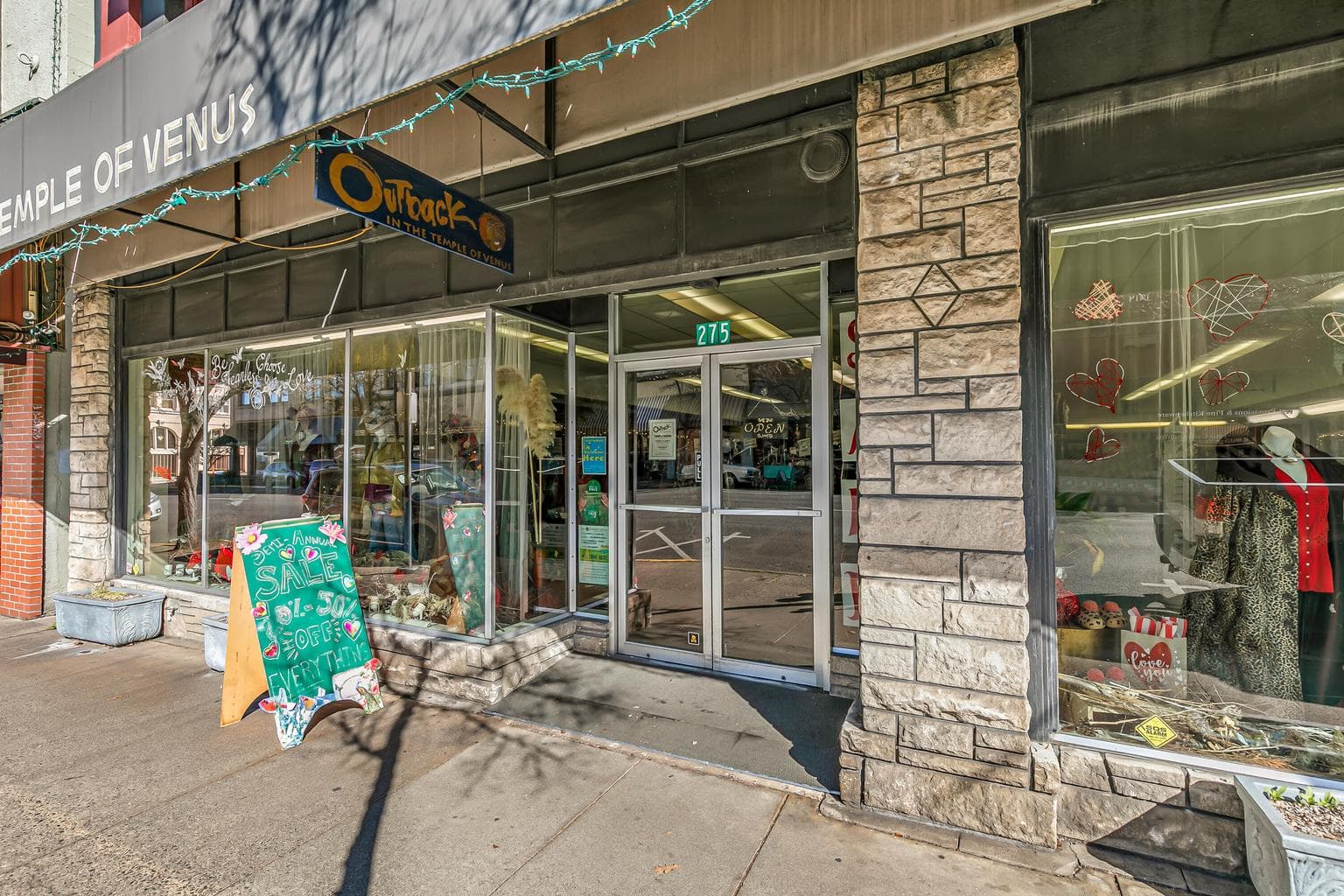 Photo of 275 Main 4 of 26