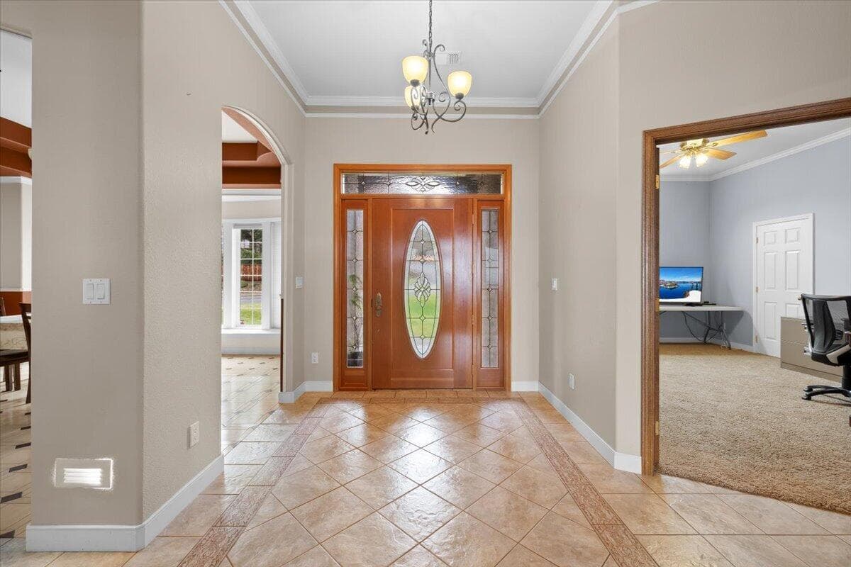 Beautiful inviting entry