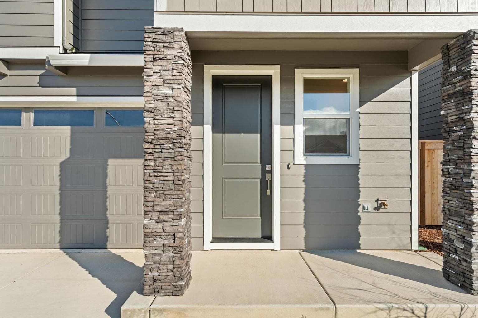 Photo of 151 Valemont 5 of 36