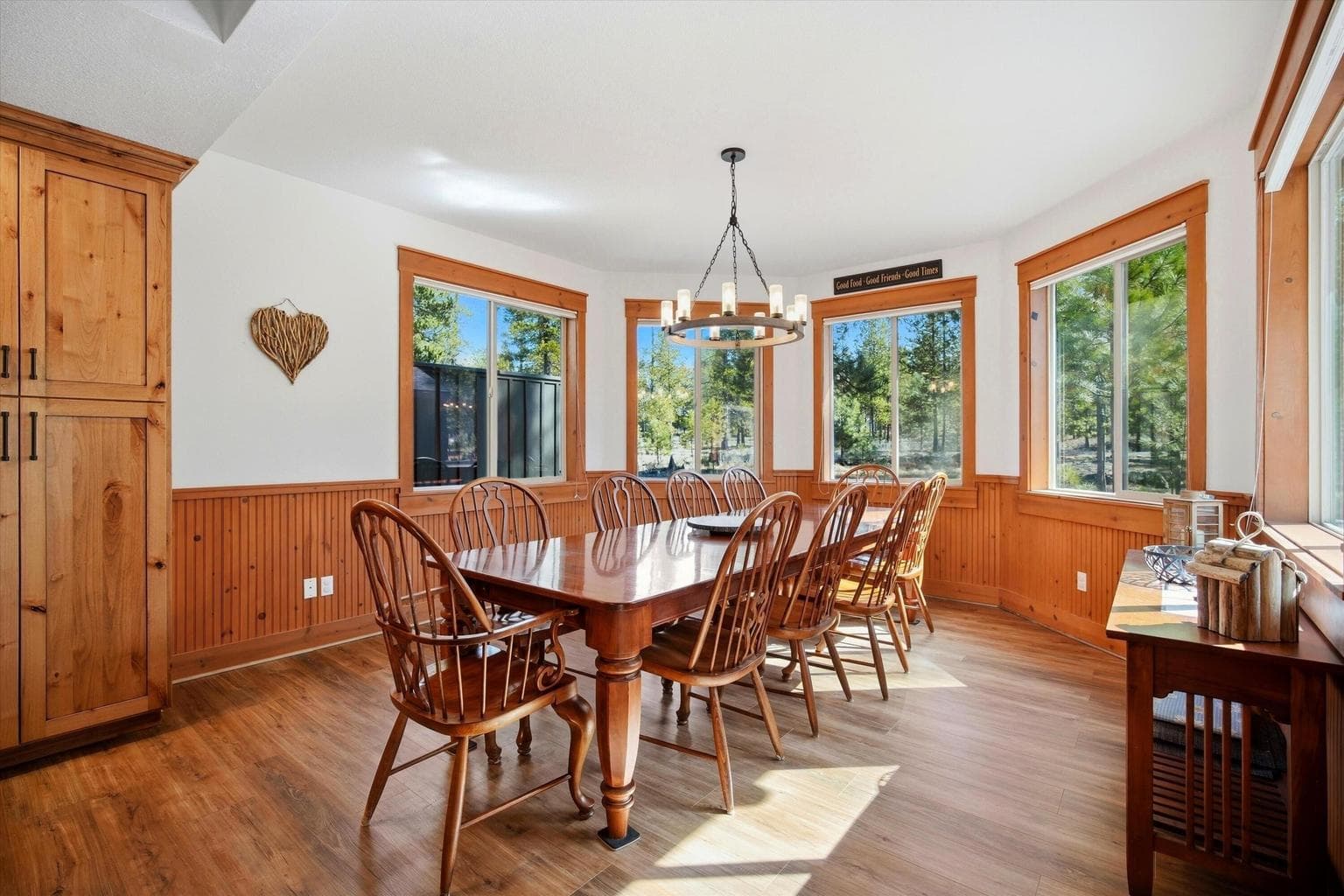 Photo of 17721 Sparks Lane 8 of 35