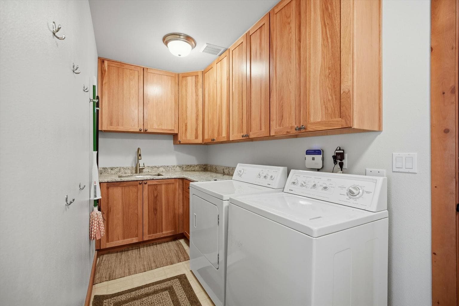 Photo of 17721 Sparks Lane 30 of 35