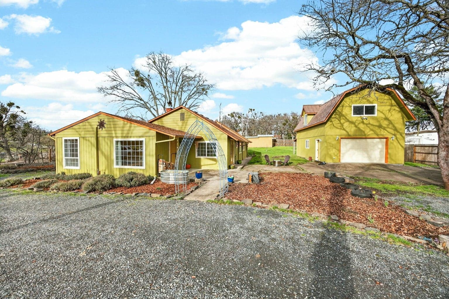 Photo of 51 Sterling Creek 5 of 52