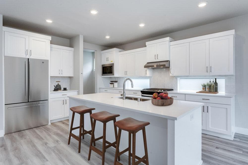 Kitchen. Photos have been virtually staged.
