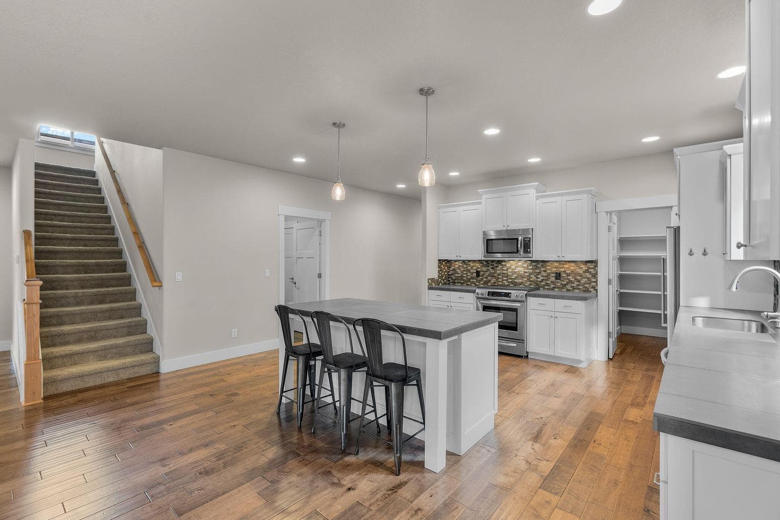 Photo of 19147 Park Commons Drive 10 of 62