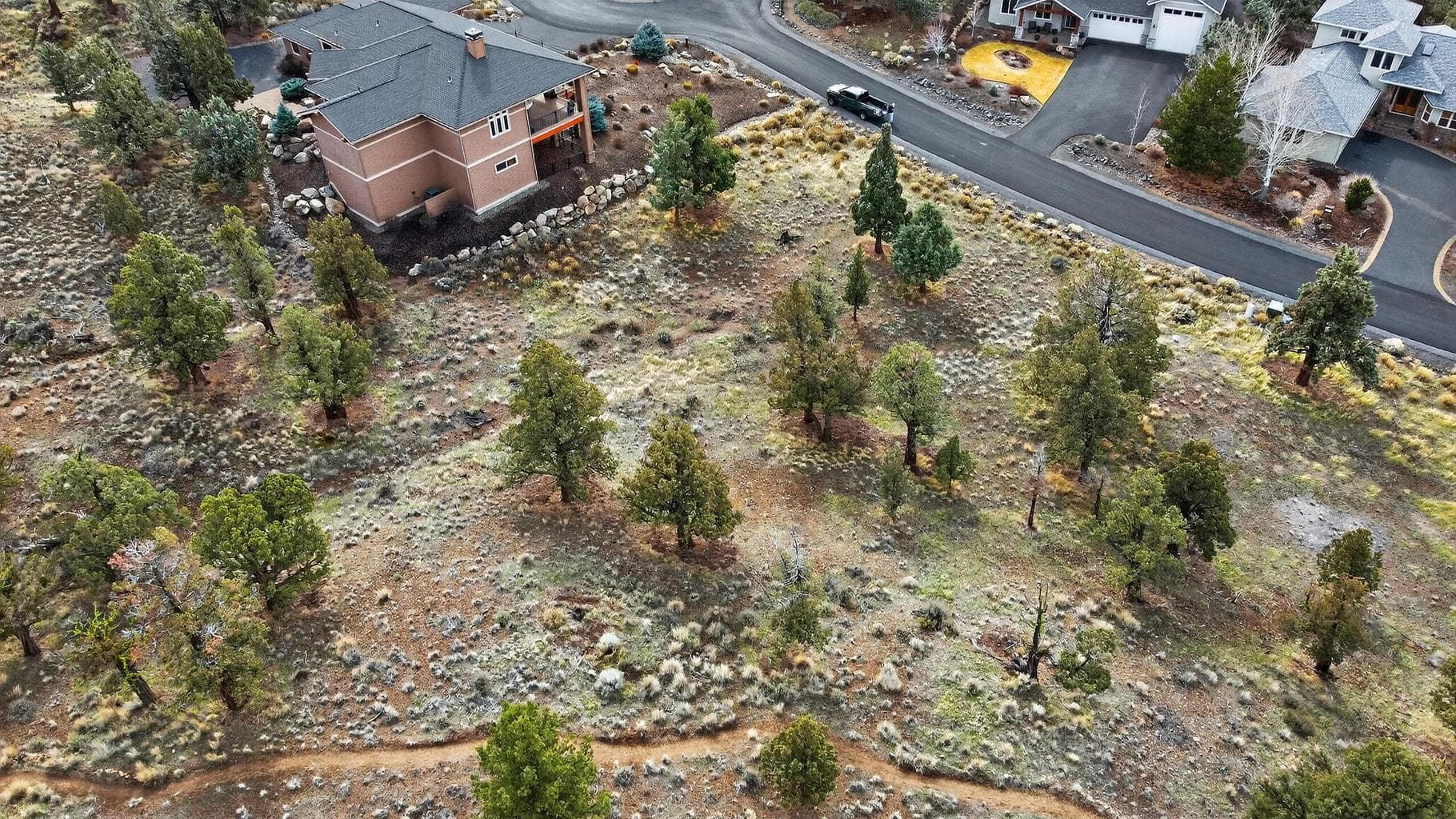 Photo of 1386 Spring Ridge 4 of 11
