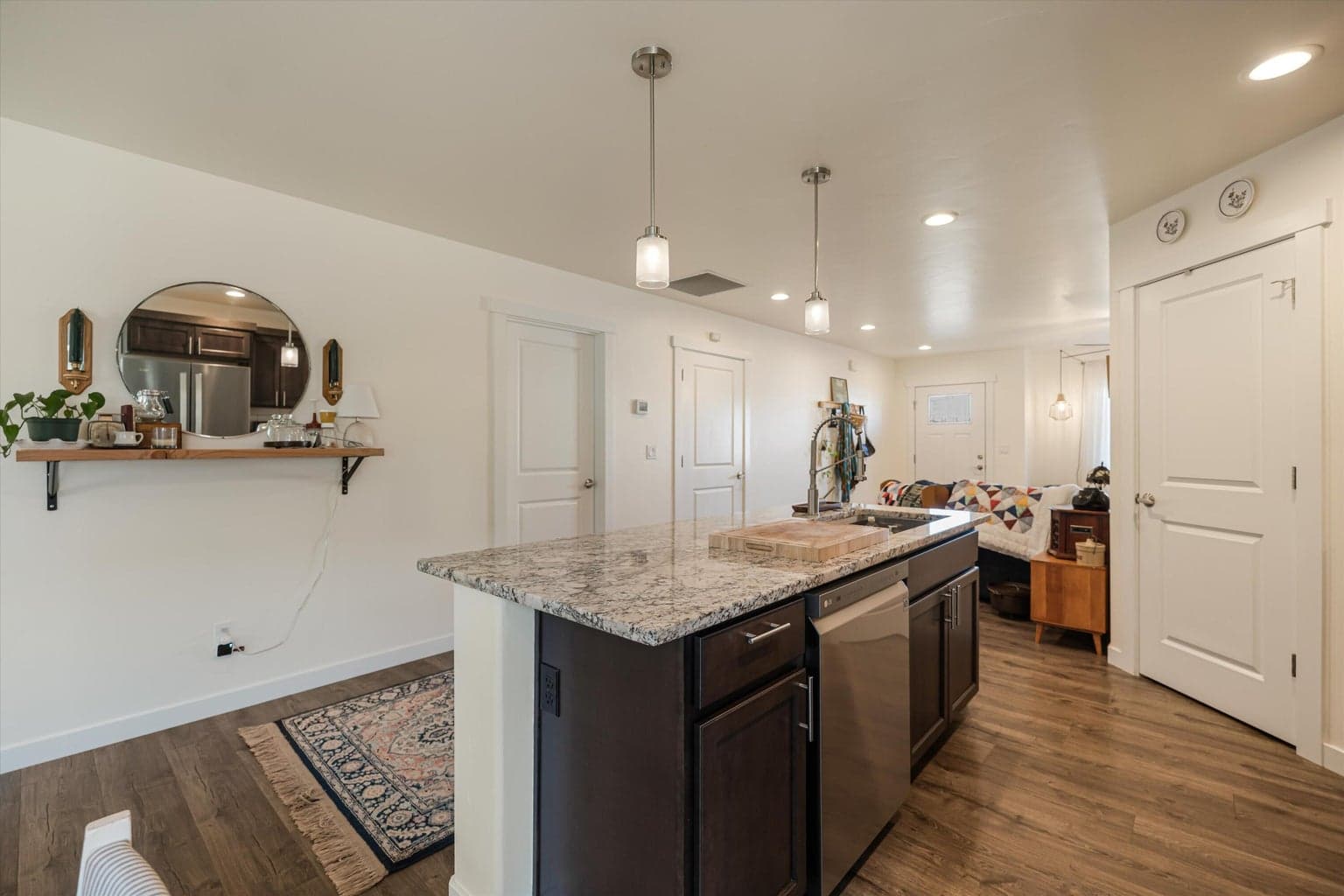 Photo of 963 SE Maliah Avenue 7 of 26