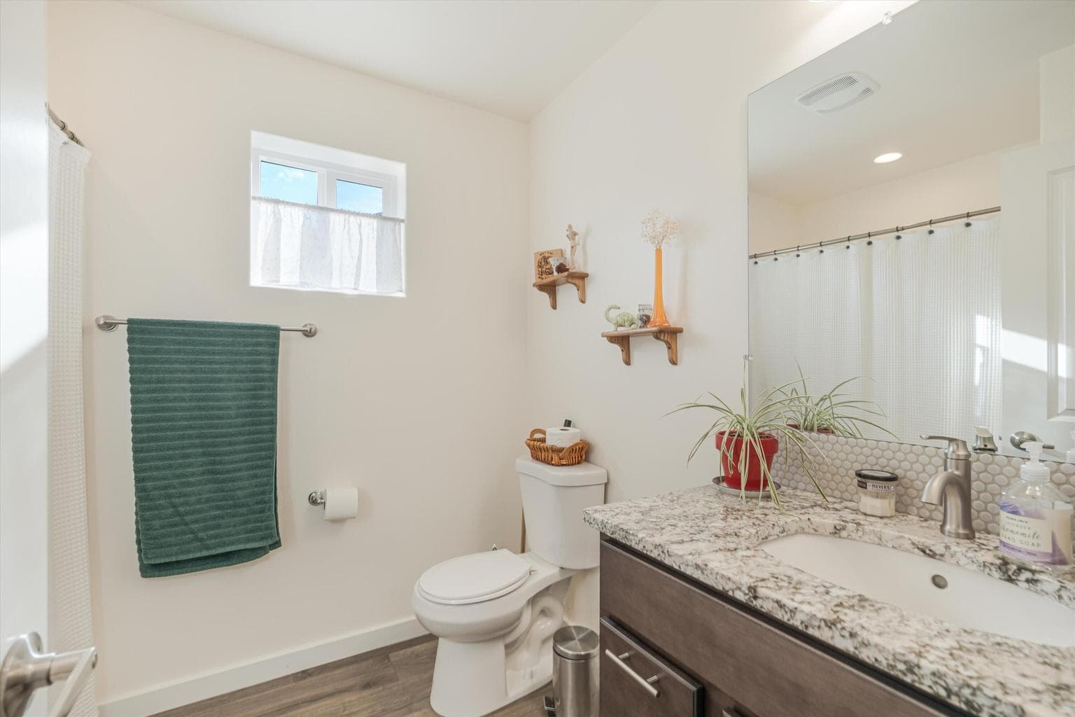 Photo of 963 SE Maliah Avenue 21 of 26