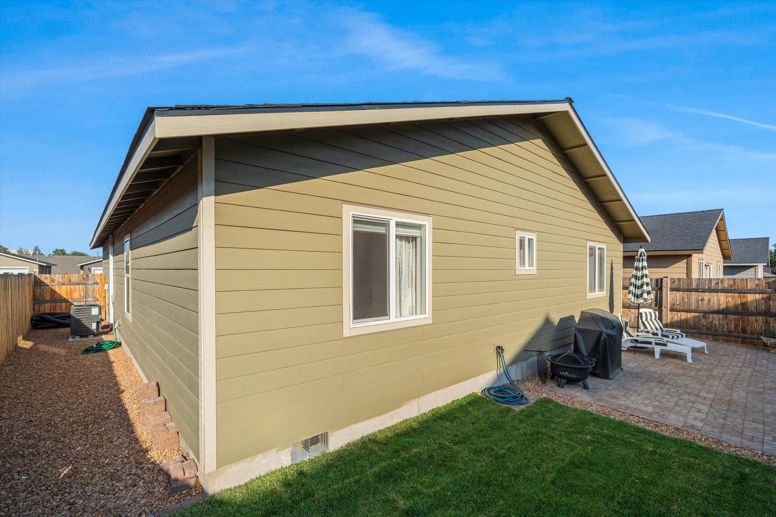 Photo of 963 SE Maliah Avenue 23 of 26