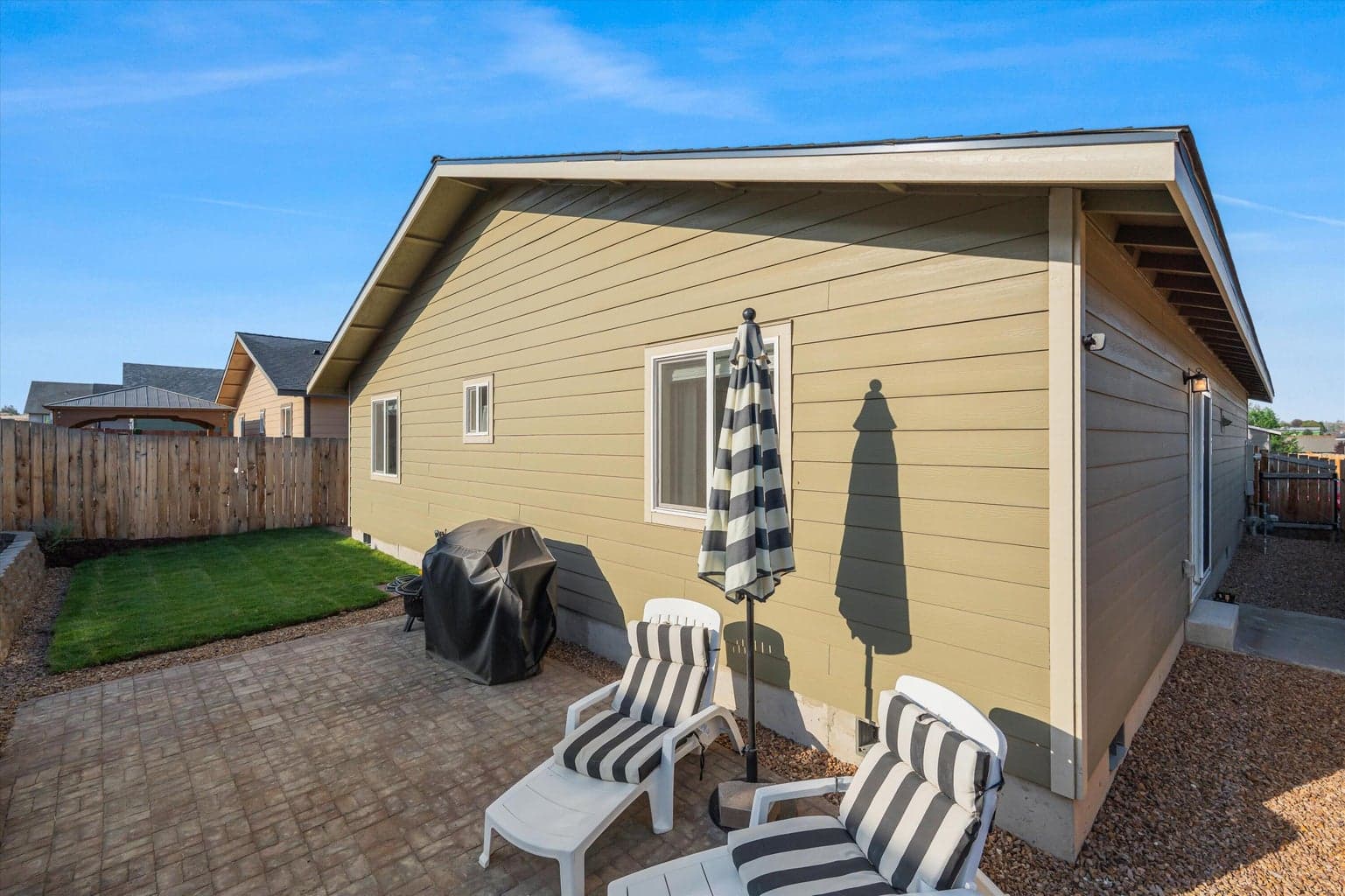 Photo of 963 SE Maliah Avenue 24 of 26