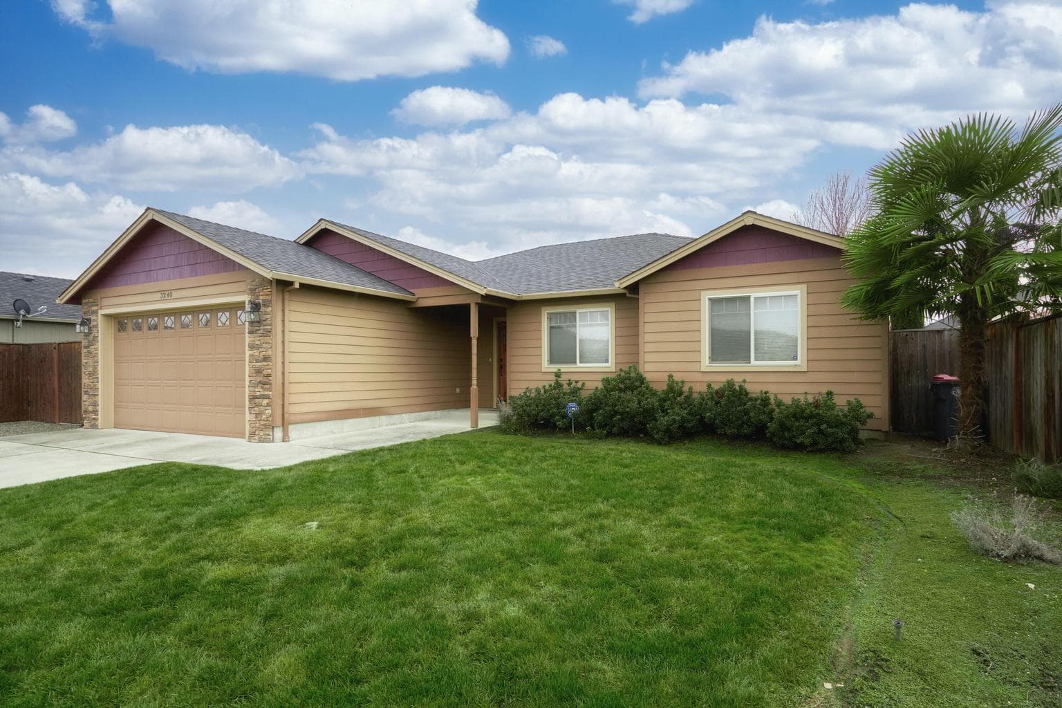 Photo of 3240 Dearborn 2 of 34