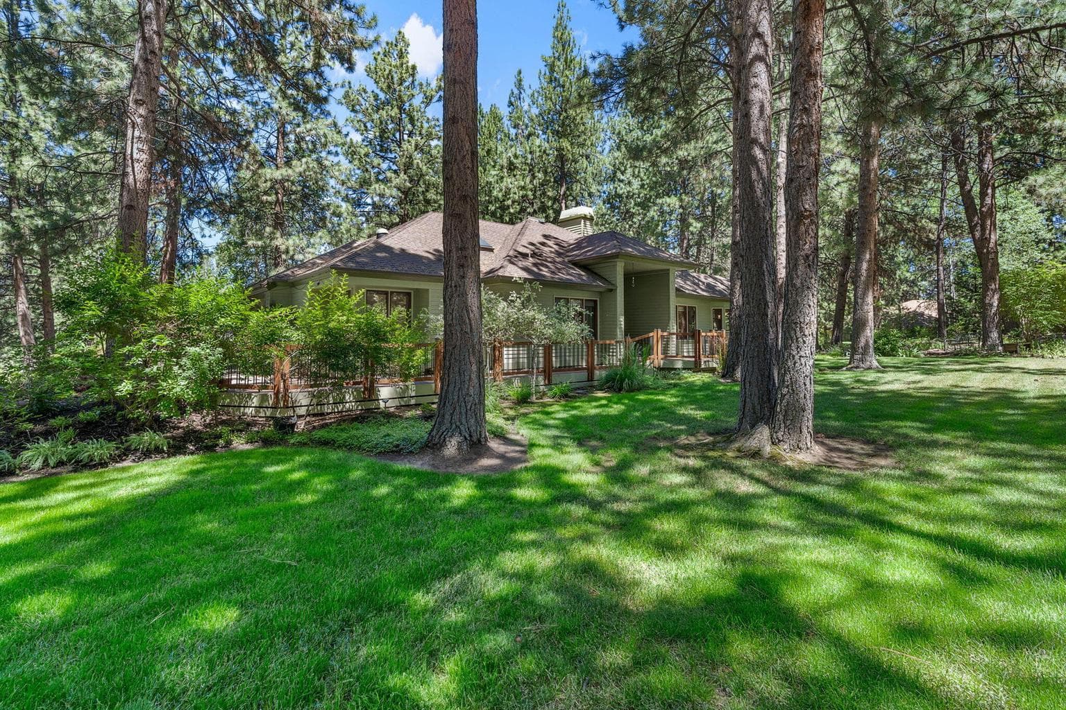 Photo of 60730 Breckenridge 5 of 44